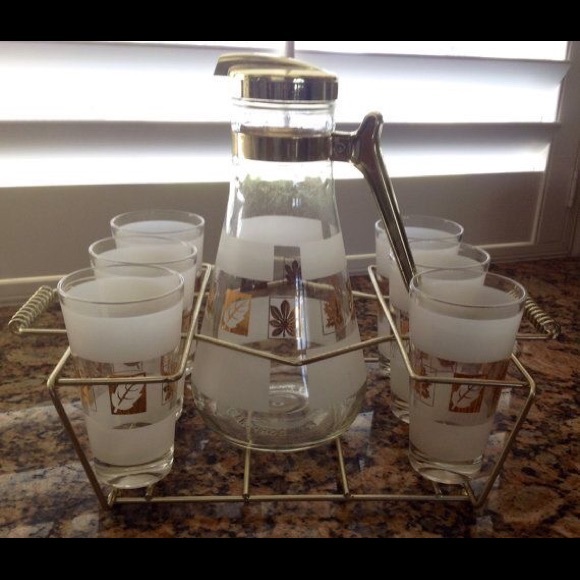 Vintage Other - Glasses and pitcher vintage